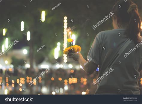 People Float Lanterns River Worship River Stock Photo 729298528