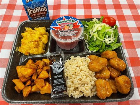 School Lunch In 18 States