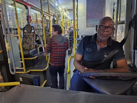 Usuários passam mal durante confusão na Linha 3 Vermelha do metrô