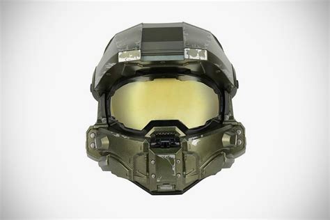 Halo Master Chief Motorcycle Helmet Replica Is Great For Halo Cosplay Too