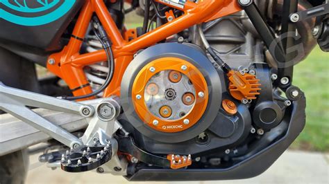 Offener Kupplungsdeckel Einsatz Orange passend für KTM 690 SMC SMCR