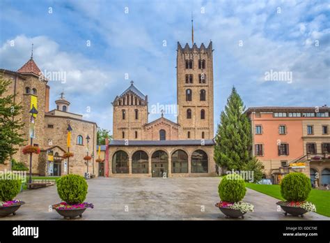 Ripoll spain hi-res stock photography and images - Alamy