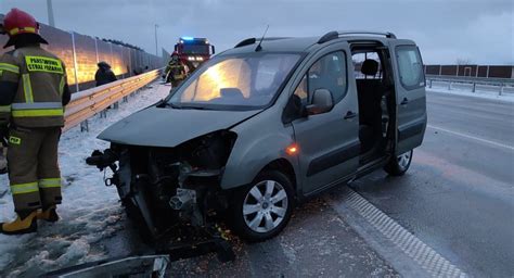 Uwaga ślisko Dwie kolizje na autostradzie A1 w pobliżu Radomska