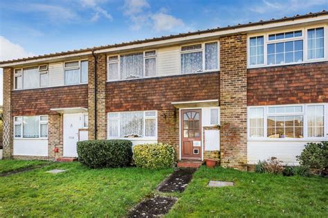 Leith Grove Beare Green Dorking Rh5 3 Bed Terraced House £345000