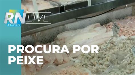 Procura por peixe no mercado municipal opções pra quem não come carne