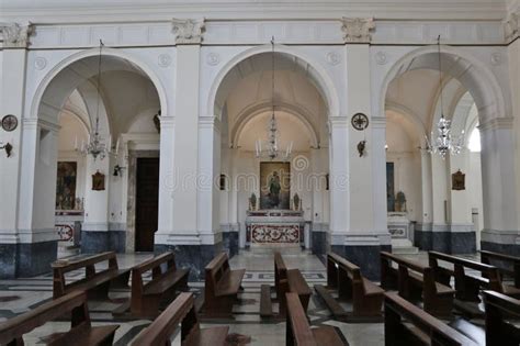 Maiori Arcata Della Navata Sinistra Del Santuario Di Santa Maria A