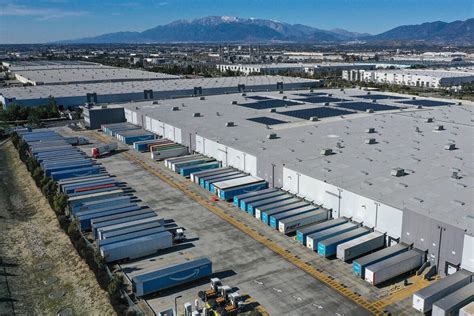 California Warehouse Boom Comes With Health Environmental Costs For