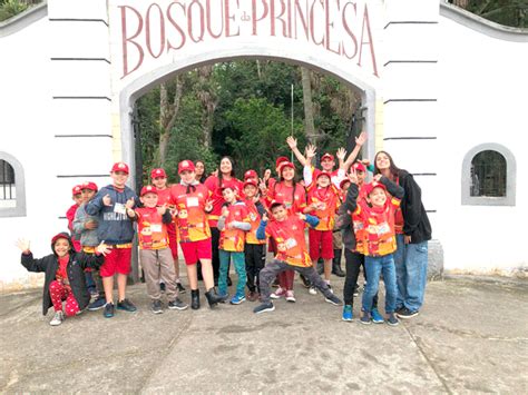 Projeto social Herói Mirim realiza visita ao Museu e Bosque da