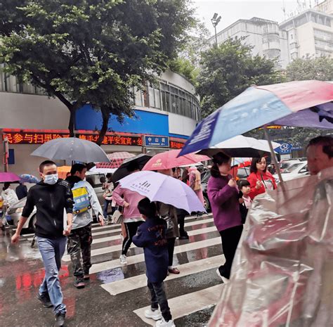 气温跌回“1”字头！雨҈雨҈雨҈来了宜宾阴天多云