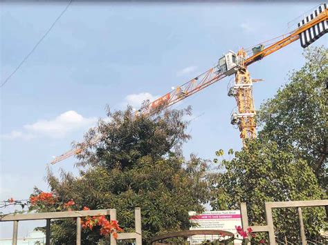 Potain Mct At Work On A New Temple In Shirdi