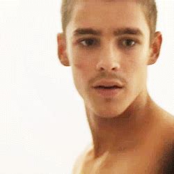 Brenton Thwaites Naked Pics Tumblr Telegraph