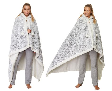 Apartmento Hooded Snuggle Blanket - Snow | Catch.com.au