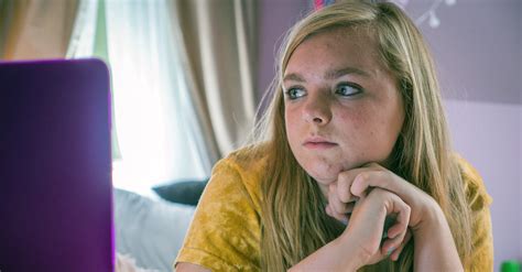 Eighth Grade Film Review For Parents | POPSUGAR Family