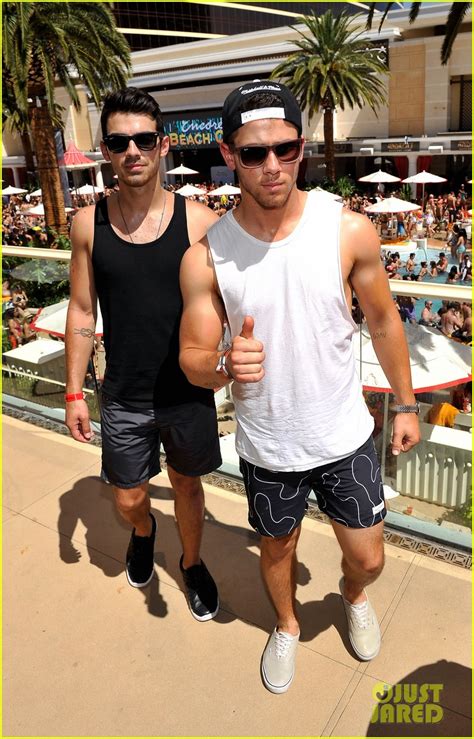 Joe Jonas Celebrates His 25th Birthday Party With Brother Nick Photo 3178184 Joe Jonas Nick