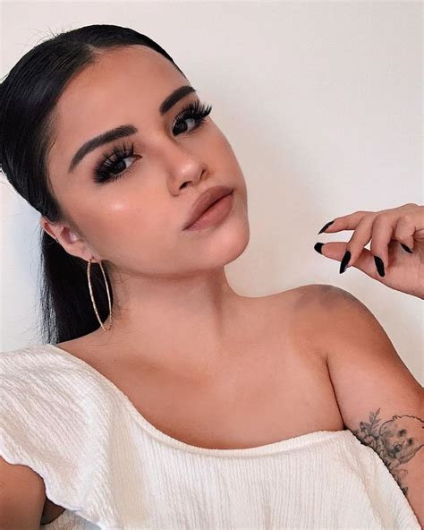 Sofia Solares On Instagram Buenas Noches 🖤” Sofía Maquillaje