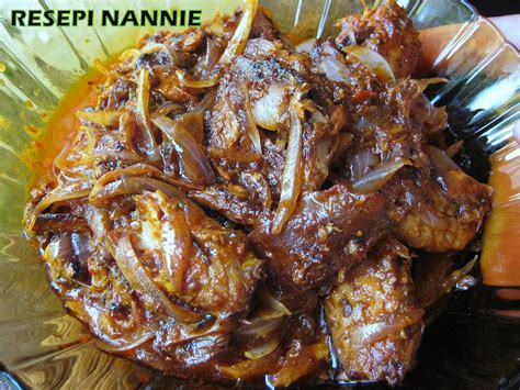 Resepi Nennie Khuzaifah Sambal Ikan Sardin