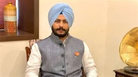 Former Congress Mla Dalvir Singh Goldy Joins Aap After Ticket Denial