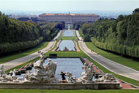 Caserta La Reggia di Caserta guida curiosità prezzi e orari chiusa