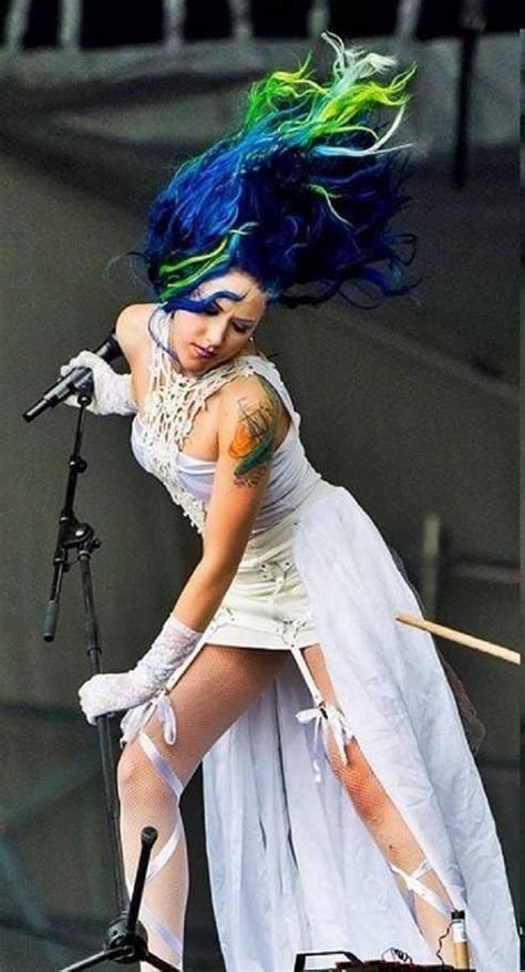 Pin De Wbzys En Alissa White Gluz Chica De Metal Chicas Metaleras