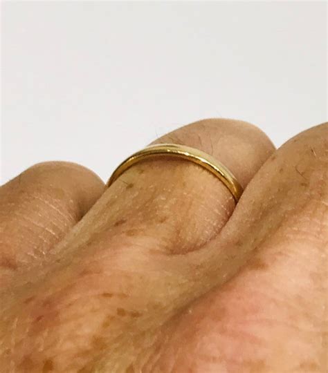 Superb Vintage Dublin Hallmarked Ct Gold Wedding Ring Dated