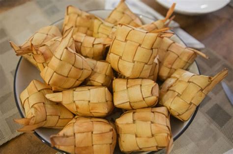 Asal Usul Unik Ketupat Makanan Khas Lebaran Yang Punya Makna Mendalam