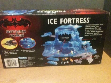 1996 Kenner Hasbro Batman Robin Ice Fortress Action Figure Playset