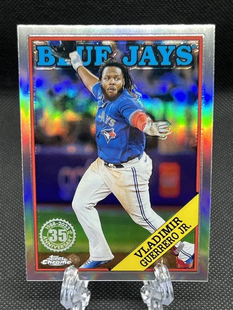 2023 Topps Chrome Vladimir Guerrero Jr 88BC 12 1988 Refractor Blue