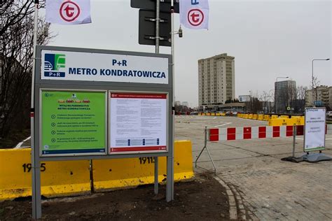 Parking P R Metro Kondratowicza Warszawski Transport Publiczny