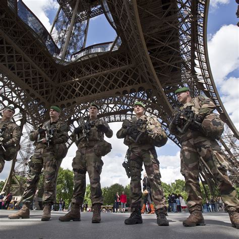 Gilets jaunes que vont faire les soldats de l opération Sentinelle