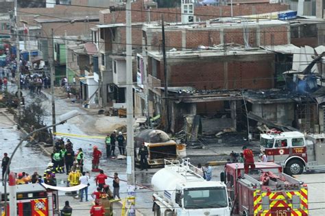 Explosión En Villa El Salvador Las Imágenes De Una Tragedia Que Se Pudo Evitar Fotos Web Ojo