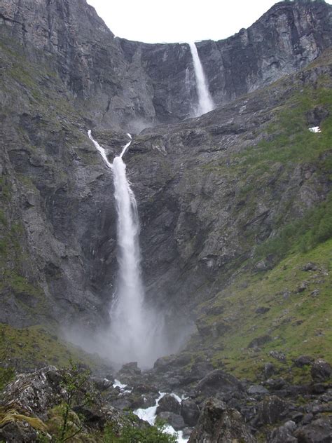 Hiking with waterfalls in Europe [8 amazing trails] - Hikeheaven