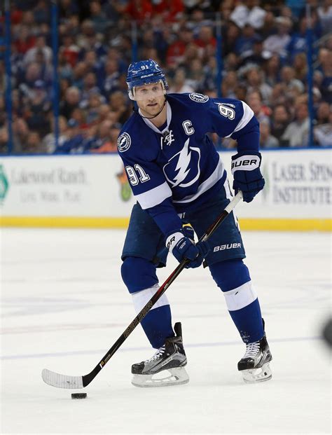 Download Steven Stamkos Ice Hockey Fans Wallpaper