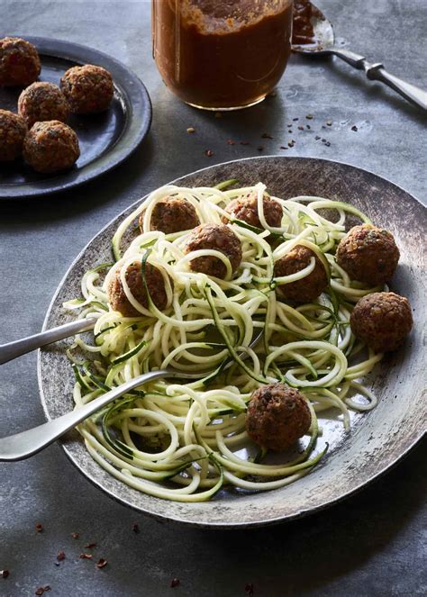 Raw Vegan Zucchini Spaghetti And Meat Balls The Blender Girl