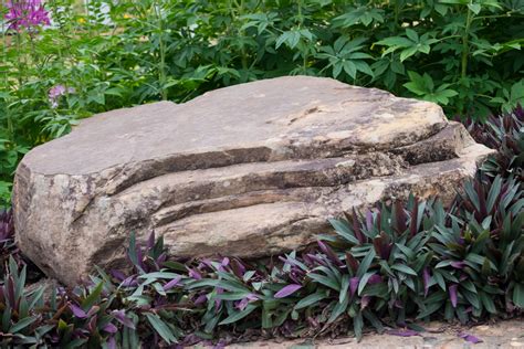 Large Landscaping Rocks How To Use Them Landscaper List