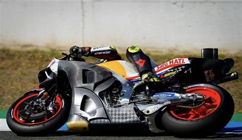 Motogp Alberto Puig Si Sbilancia Poco Sul Telaio Kalex Motogp