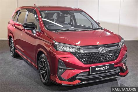 Perodua Alza Vs Toyota Veloz Rm K Separates The Co Developed