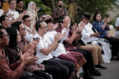 Menparekraf Toilet Untuk Negeri Hadirkan Sanitasi Berkualitas Dan