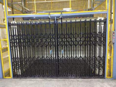 Black Residential Mild Steel Collapsible Gate At Rs Kg In