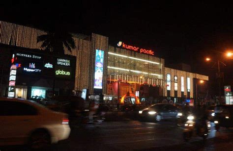 Top 12 Shopping Places in Pune: Timing, Nearest Metro Station