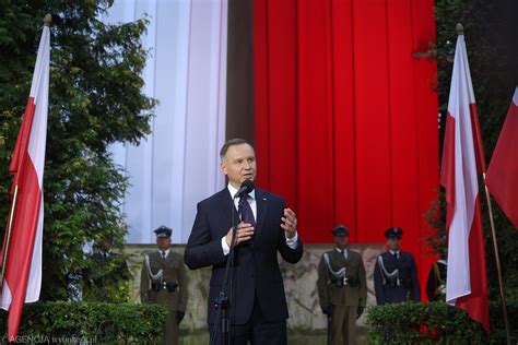 Wielka Defilada W Warszawie Prezydent Duda Chce Zmian W Wojsku