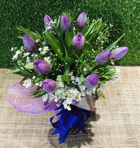 Buy 10 Pieces Lavender Tulips Bouquet To Philippines