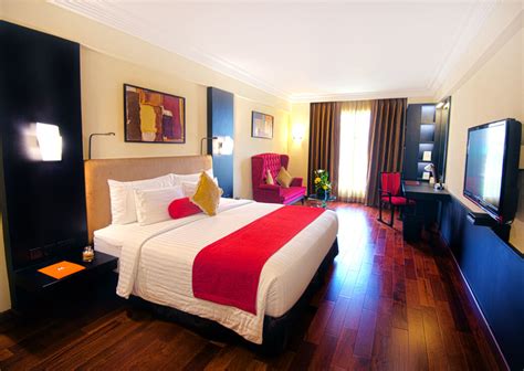 5 Star Luxury Hotels In Bangalore Sterlings Mac Hotel Official Site