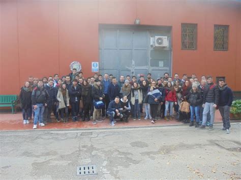 Studenti in visita a San Patrignano le storie di chi è ripartito con l