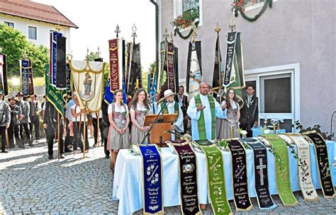 Superstimmung bei Hubertus Wettzeller Schützen feierten ihr 50