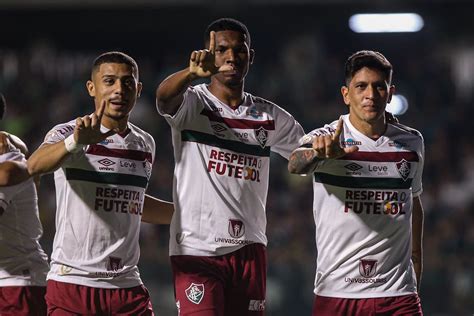 Você sabia Lelê fez mais gols do que Cano na temporada confira os