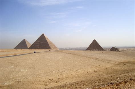 7 Astonishing Facts About The Great Pyramid of Giza (Egyptian Pyramids) | Digital Phablet