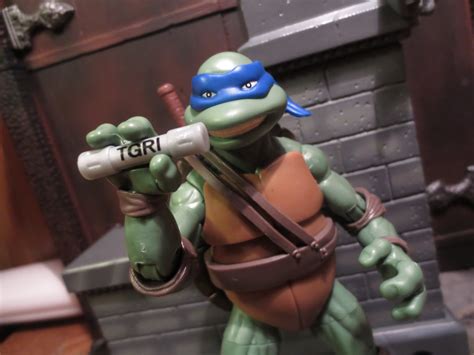 Action Figure Barbecue: Action Figure Review: Leonardo from Teenage Mutant Ninja Turtles Classic ...