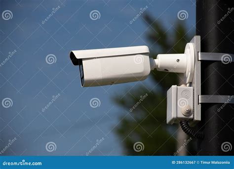 Outdoor Surveillance Camera on a Pole Stock Image - Image of business, circuit: 286132667