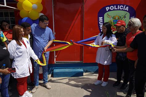 Alcalde Fuenmayor Inaugur Farma Valencia En Miguel Pe A