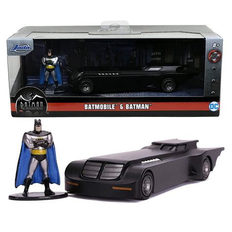 Batimovil Serie Animada Con Figura Batman DC Comics Jada Toys Escala 1 32